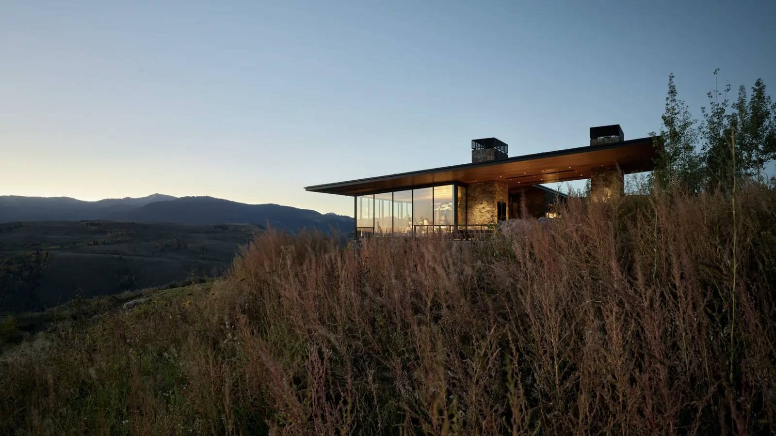 This Month’s Captivating Home Design